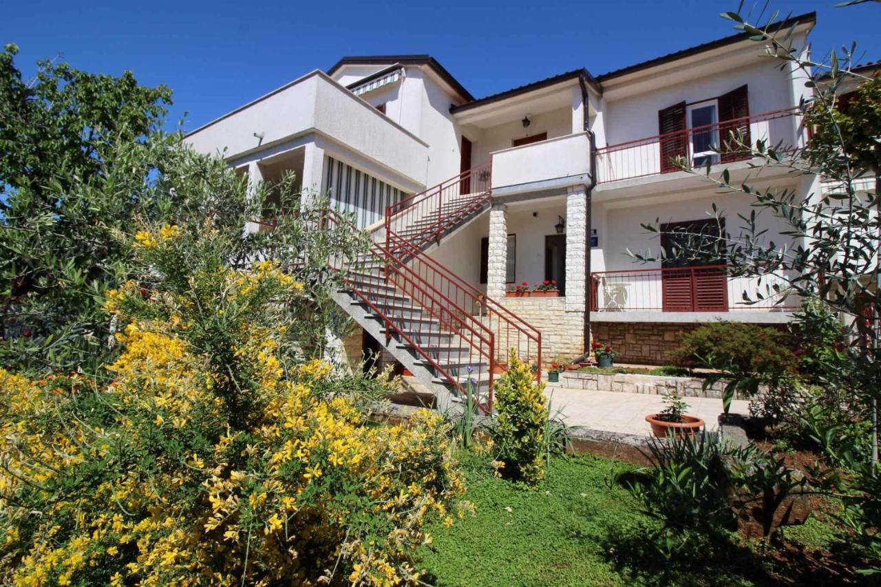 Apartment In Porec/Istrien 37093 Екстер'єр фото
