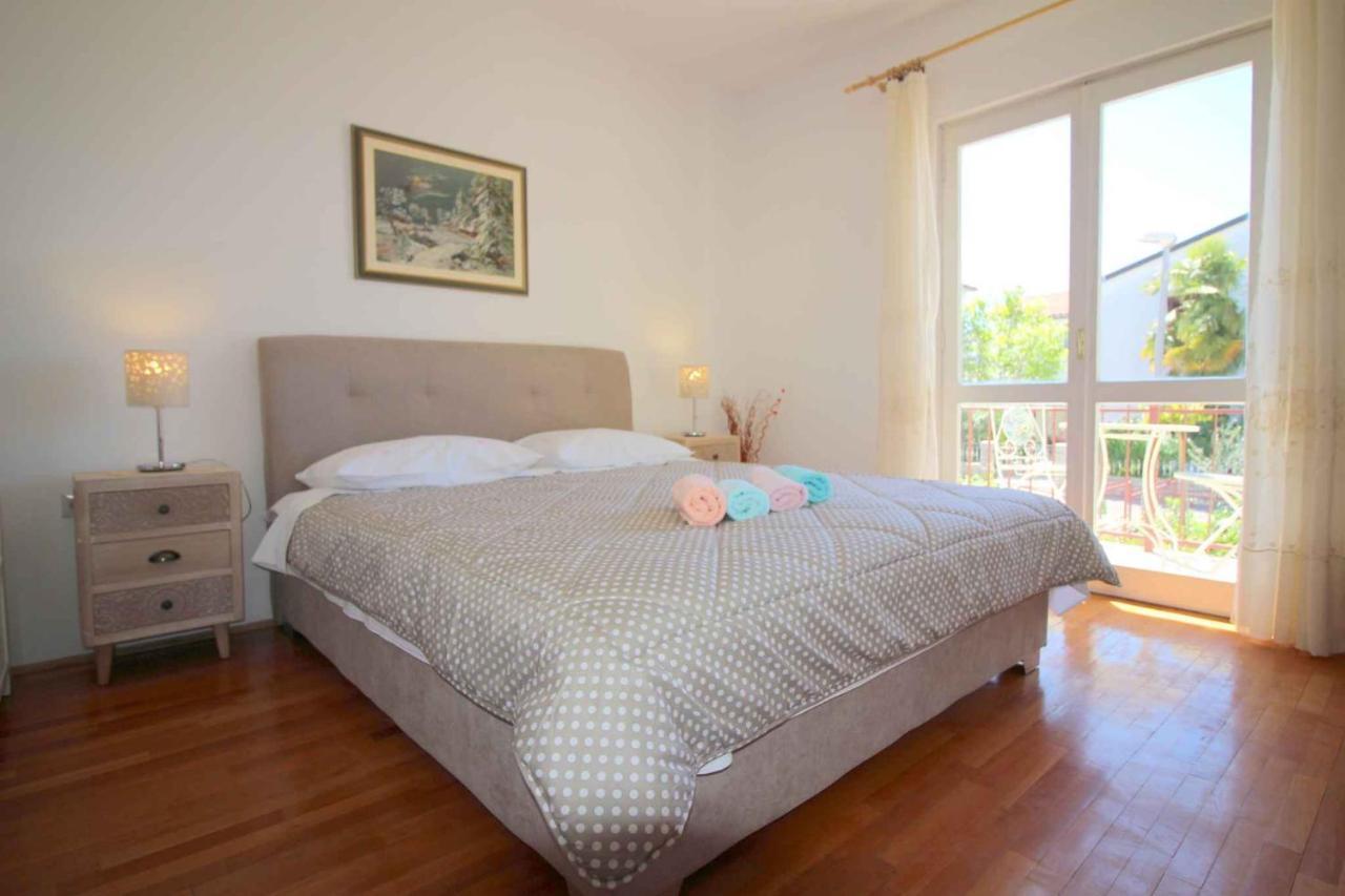Apartment In Porec/Istrien 37093 Екстер'єр фото