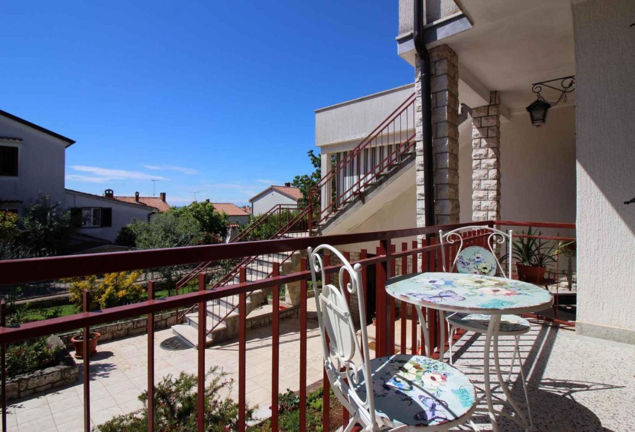 Apartment In Porec/Istrien 37093 Екстер'єр фото