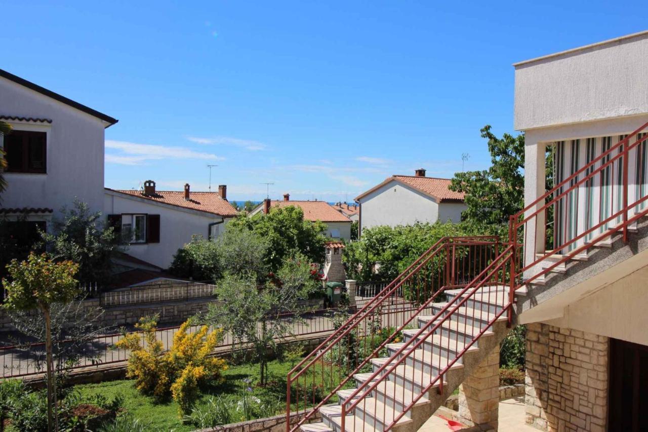 Apartment In Porec/Istrien 37093 Екстер'єр фото