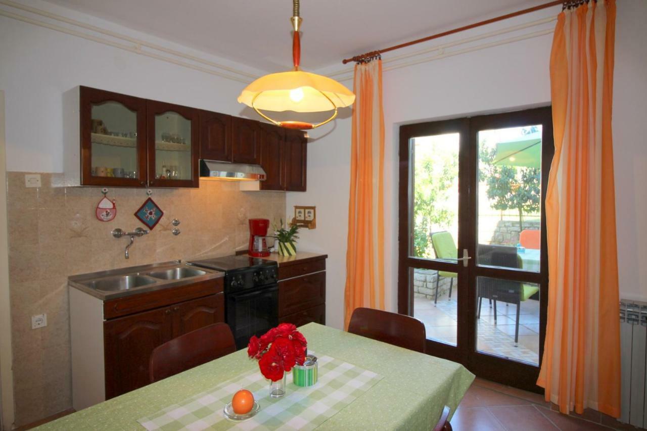 Apartment In Porec/Istrien 37093 Екстер'єр фото